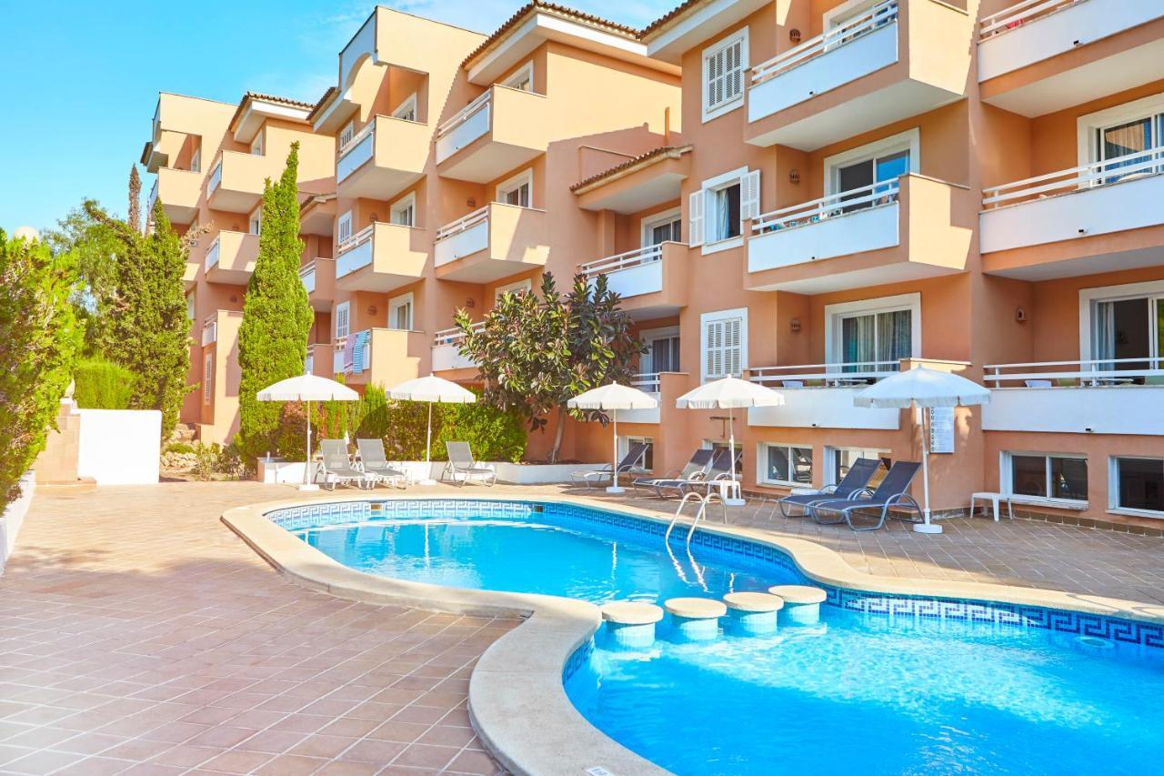Universal Apartamentos Laguna Garden Canyamel  Exterior photo